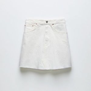 Zara Stars Embroidered White Denim Skirt NWT